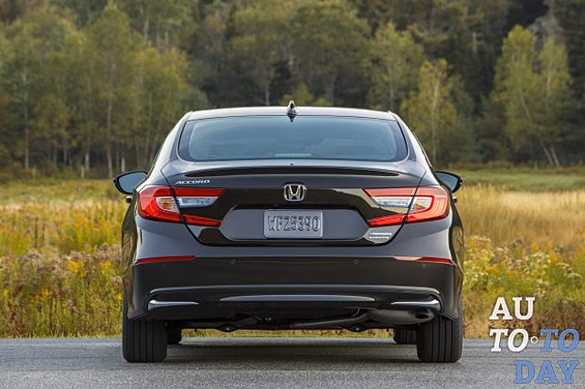 Гибриды лучше электромобилей: директор Honda предвидит спорное будущее электрических моделей