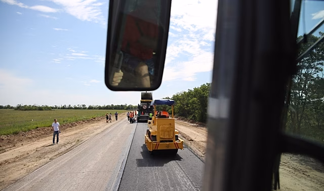 В Волгоградской области построят свыше 64 км автодорог