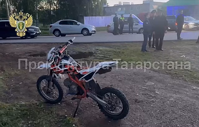 В Татарстане девушка погибла при наезде на столб на питбайке