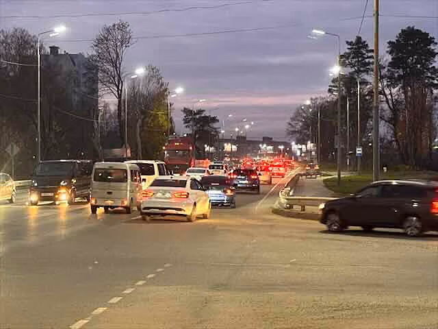 В Климовском районе КАМАЗ протаранил внедорожник