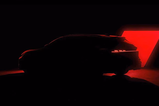 Новый спортивный универсал Audi RS 5 Avant показался на первом официальном фото