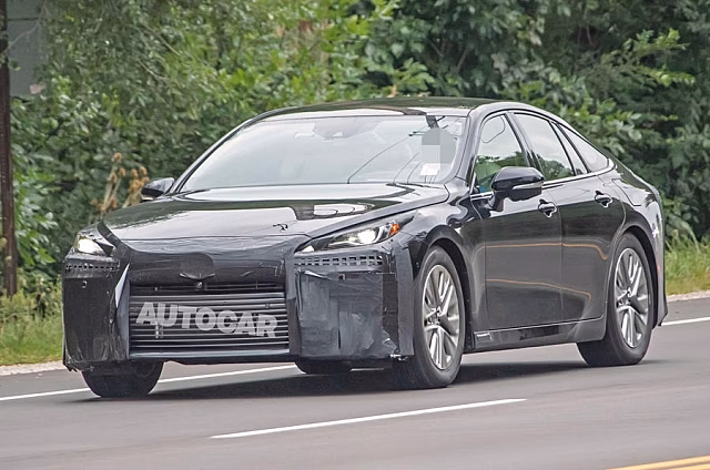 В сети обнародовали снимки Toyota Mirai