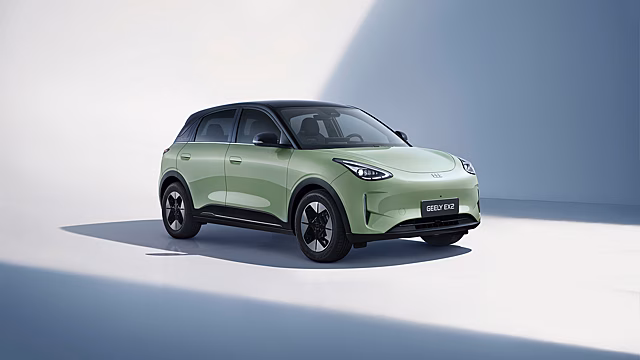 Популярный электромобиль Geely EX2 появится в России