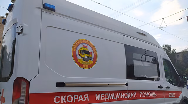 Женщина устроила ДТП и станцевала на камеру на фоне пострадавших