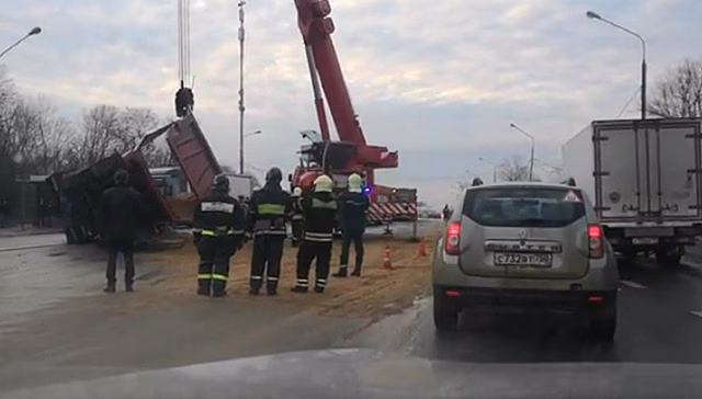 В утренней аварии на Ленинградке погибли два человека