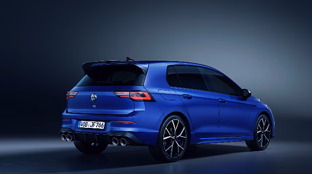 В Европе стартовали продажи 320-сильного Volkswagen Golf
