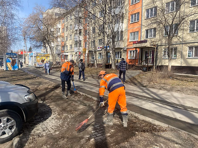 ДЭУ Новосибирска впервые на 100% укомплектованы дорожными рабочими