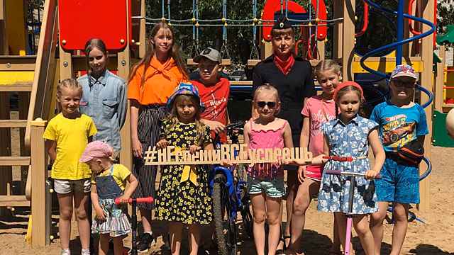 Юные участники «Города детства» напомнили автолюбителям Вологды правила безопасности на дорогах