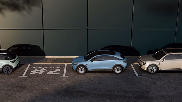 Иногда они возвращаются: Mercedes-Benz возобновит выпуск ситикаров Smart