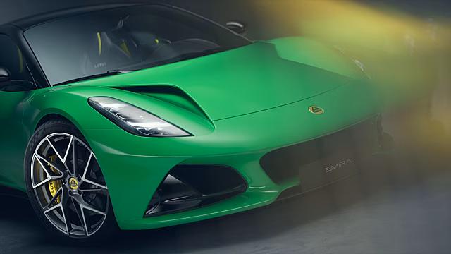 Представлен модернизованный Lotus Emira с новой комплектацией