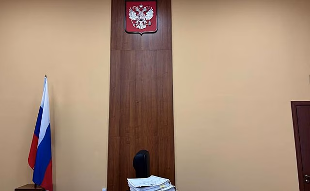 В суде Курской области хозяйка поврежденной огнем машины отсудила деньги на ремонт