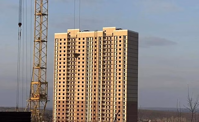 Куряне бьют тревогу по поводу строительства пяти 25-этажных домов на улице Карла Маркса
