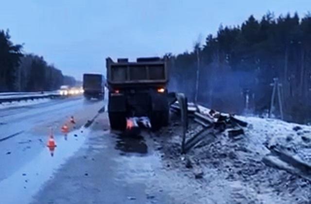 Пассажир «Татры» получил травмы под Нижним Новгородом из-за взрыва колеса