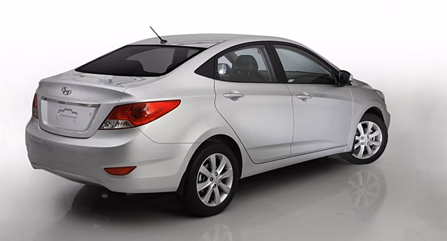 На экс-завод Hyundai в Санкт-Петербурге завезли рабочих из Калуги