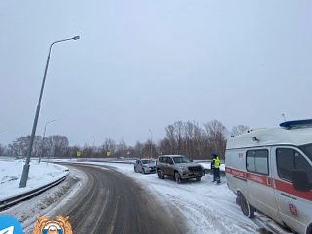 Женщина на Toyota Land Cruiser совершила ДТП Уфе, пострадал ребенок