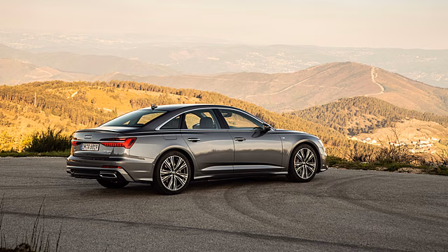 Первая встреча с Audi A6 четвертого поколения