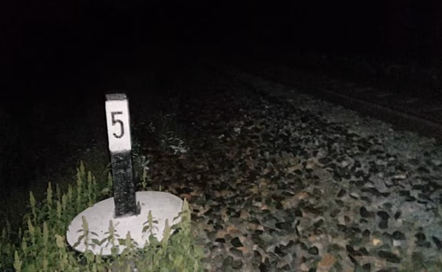 В Новосибирске электричка сбила 15-летнего подростка