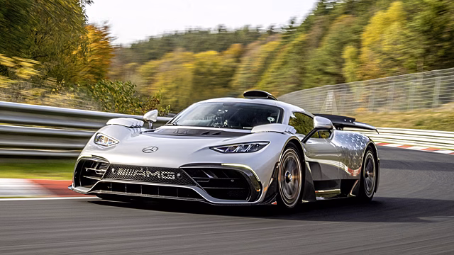 Mercedes-AMG One стал самым быстрым серийным автомобилем на трассе в Монце