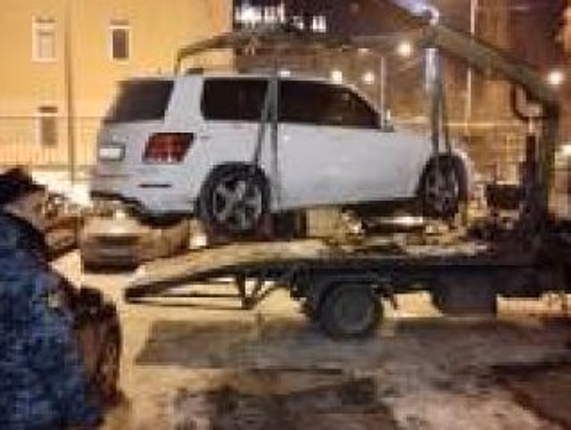В Уфе неплательщик транспортного налога лишился иномарки премиум-класса