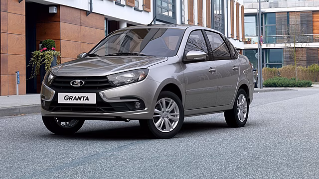 Новая Lada Granta: АвтоВАЗ серьезно расширит комплектацию автомобиля