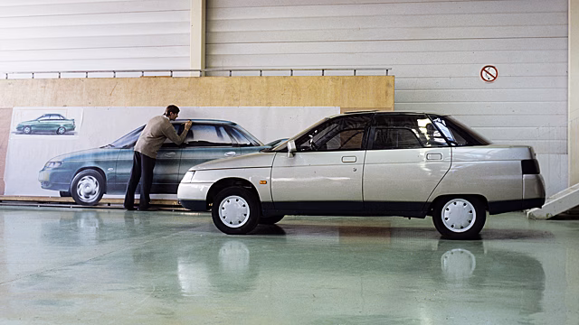 30 лет «десятке»: как ВАЗ-2110 провёл Lada из социализма в капитализм