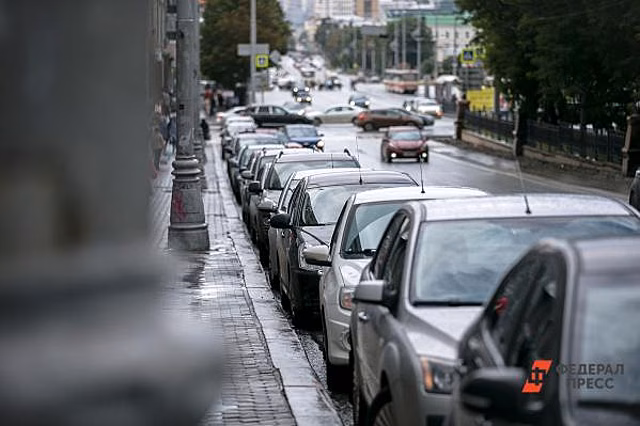 В Петербурге подорожает платная парковка в центре города