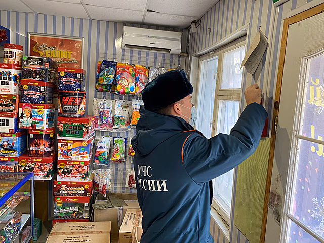 В Перми выявили 10 торговых точек, которые нарушили нормы продажи пиротехники