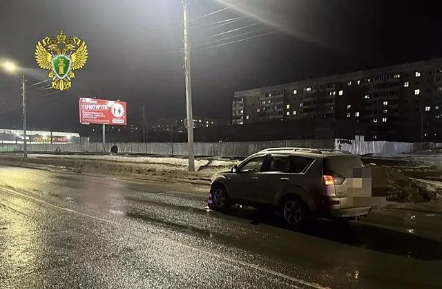 9-летний ребенок выскочил на дорогу и попал под машину в Костроме