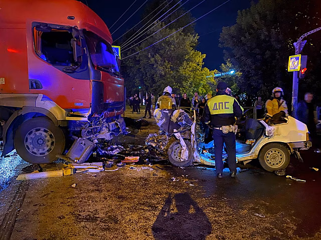Погибшие в аварии на Елизавете были друзьями детства