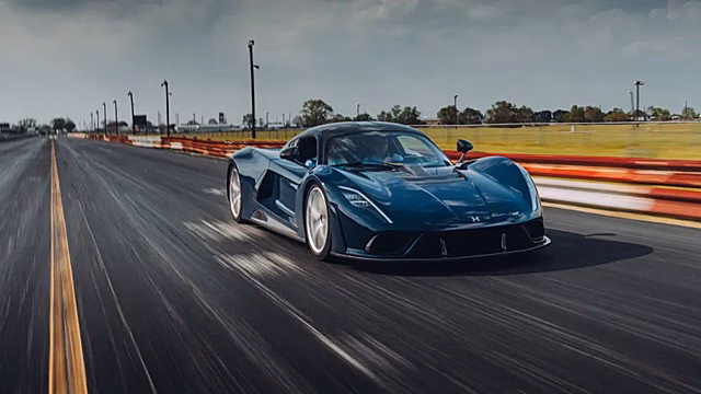 Hennessey Venom F5 разбился на огромной скорости во время испытаний