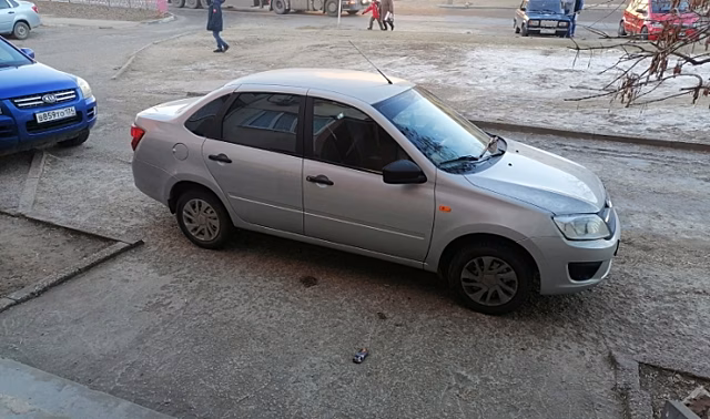 Под Волгоградом полиция ищет свидетелей и виновника ДТП