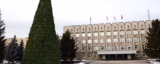 Красгорпарк объявил, что новогодние елки в Красноярске установят и украсят до 18 декабря