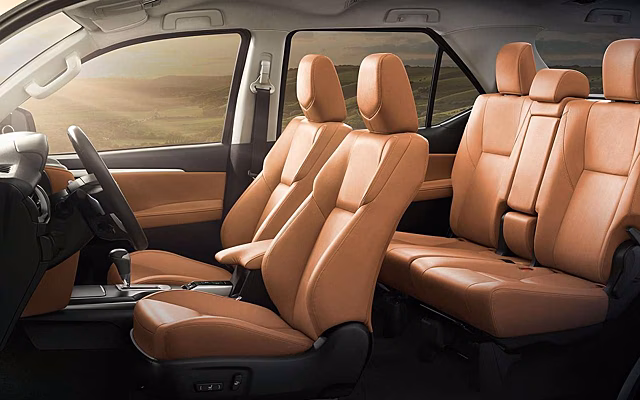Неубиваемый рамный внедорожник Toyota оказался в РФ доступнее Haval