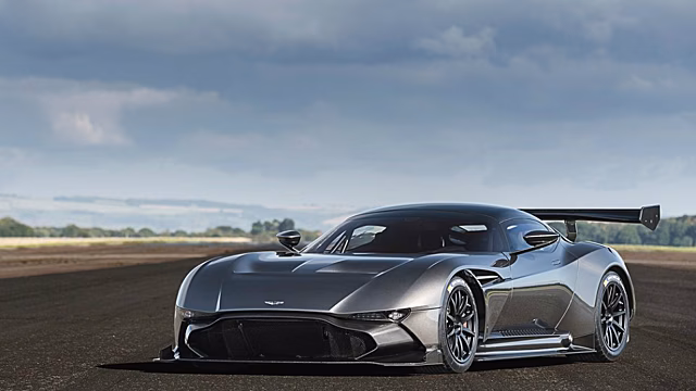 Экстремальный суперкар Aston Martin приспособят к общим дорогам