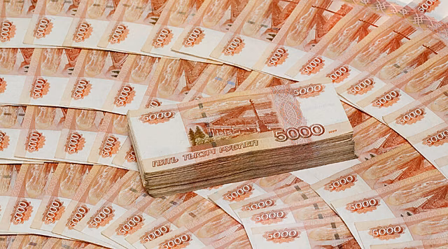 Свердловские власти объяснили покупку 15 иномарок за 39 миллионов рублей