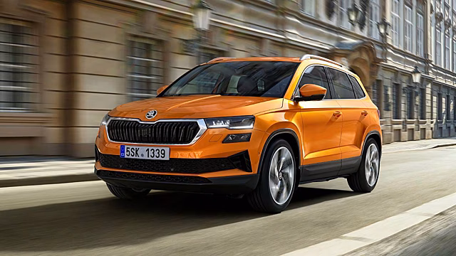 Маленькая Skoda Karoq по цене догнала большой Geely Monjaro