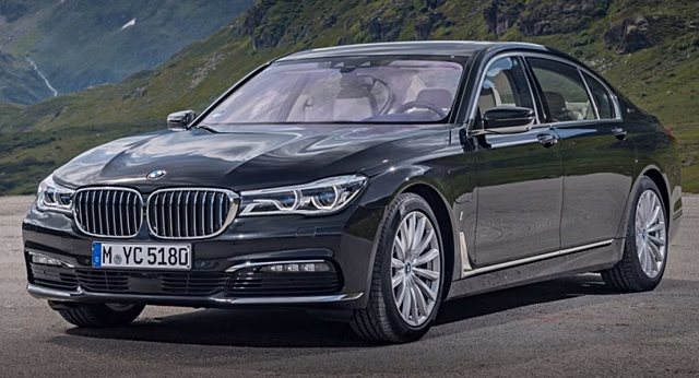 Подарочные BMW для олимпийцев заметили на автовозах на территории Москвы