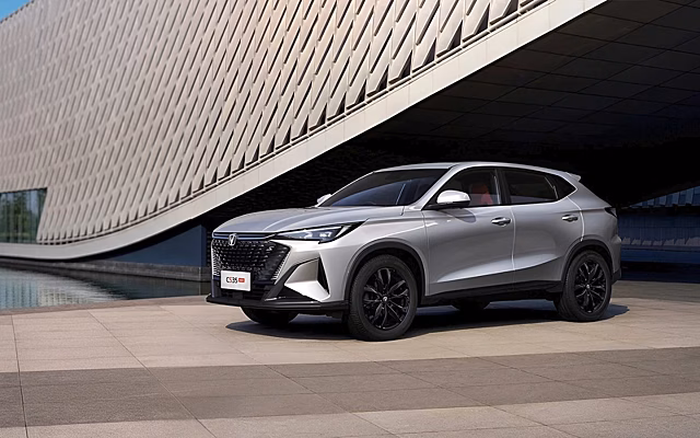 Новый Changan CS35 Max дебютировал в России