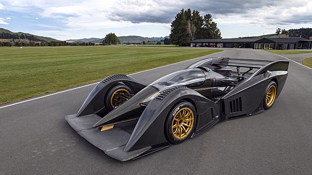 Новозеландский гиперкар Rodin FZero впервые вышел на дорожные тесты