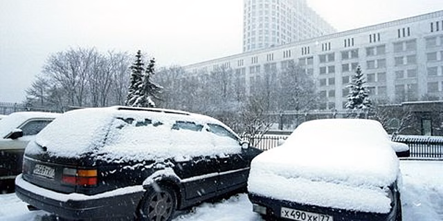 Верхом на "подснежнике": как отогреть автомобиль после новогодних праздников