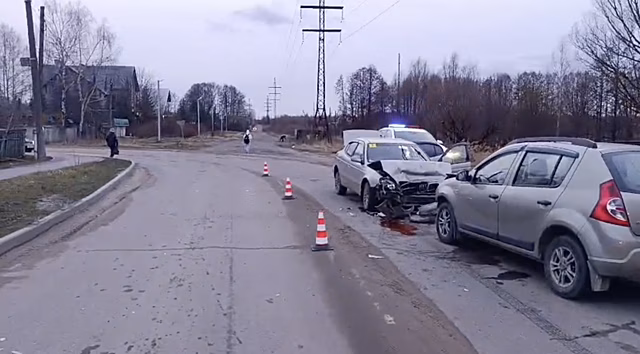 Трое детей пострадали в лобовом ДТП в Нижегородской области