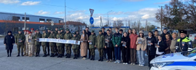 Несколько десятков подростков Кабардино-Балкарии стали участниками выставки «Галерея разбитых судеб»