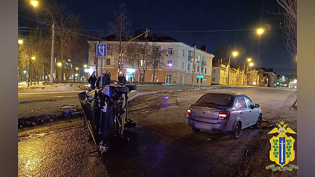 Полицией Липецка задержан скрывшийся водитель, чья машина снесла дорожный знак и перевернулась