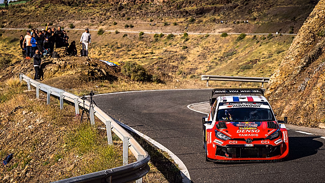 Toyota разгромила Hyundai на Ралли Канарских островов WRC