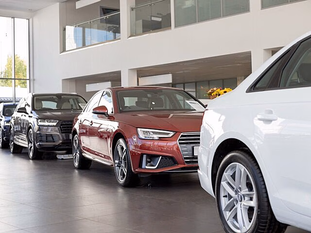 Азиатские компании могут выступить партнерами по бывшему заводу Volkswagen – Мантуров