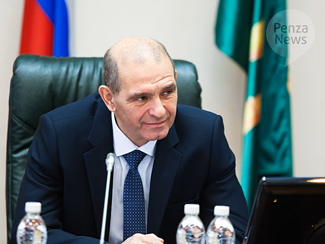 Глава Пензы сделал прививку от коронавируса