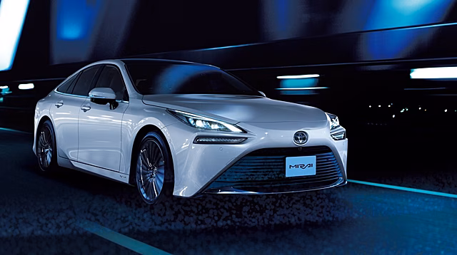 Toyota Mirai 2024 года для Японии дебютировала с улучшенными функциями