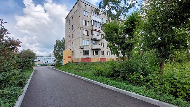 Власти Кемерово провели капитальный ремонт в 73 дворовых территориях