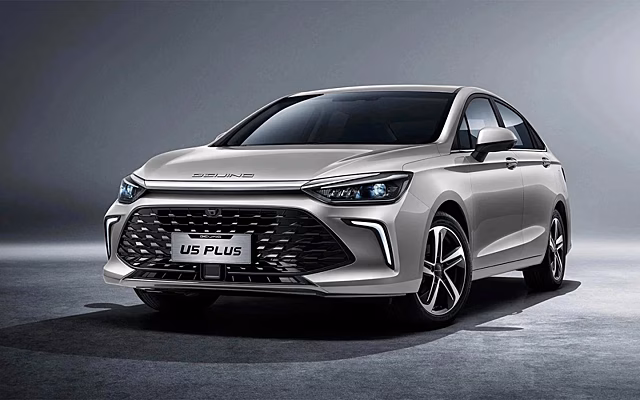 Китайский BAIC U5 Plus стал дороже на 400 тыс. с начала продаж в РФ