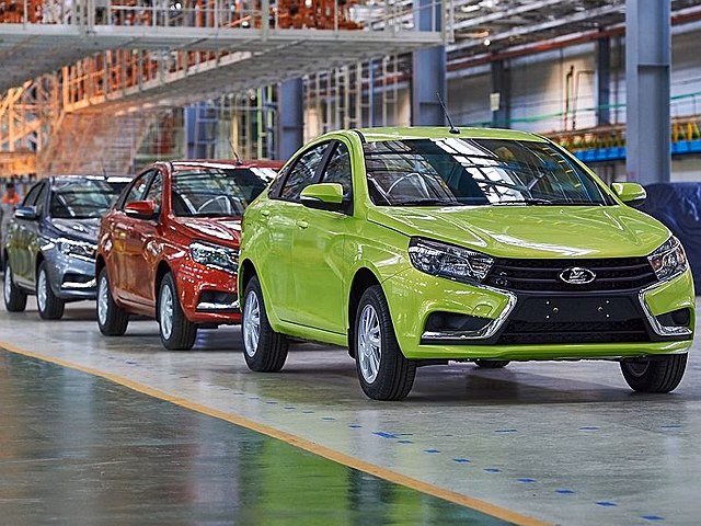 Названы лидеры продаж среди самых бюджетных автомобилей